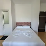 Villa Roku