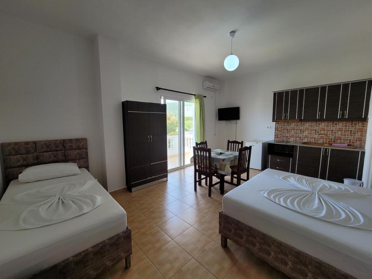 Roku Gasthof Ksamil